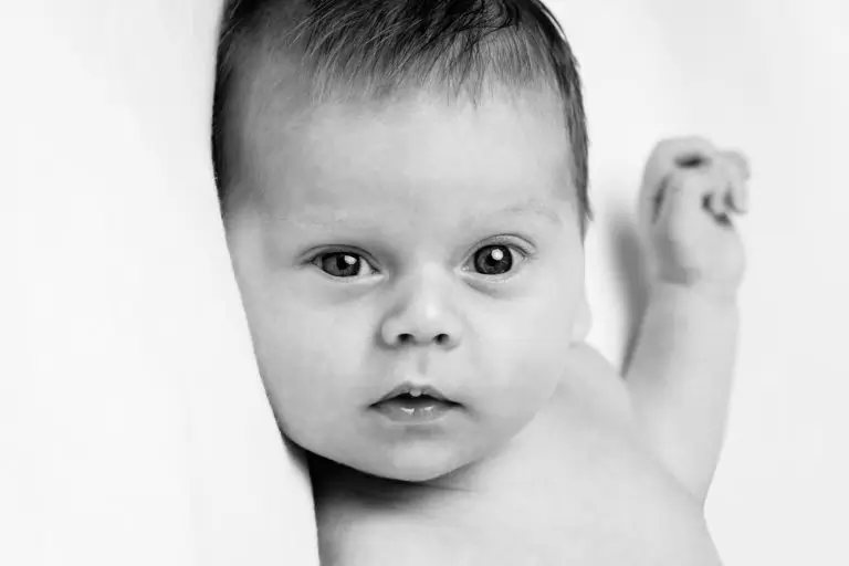 vastasyntyneen kuvaus-newborn jyväskylä-studio (3)